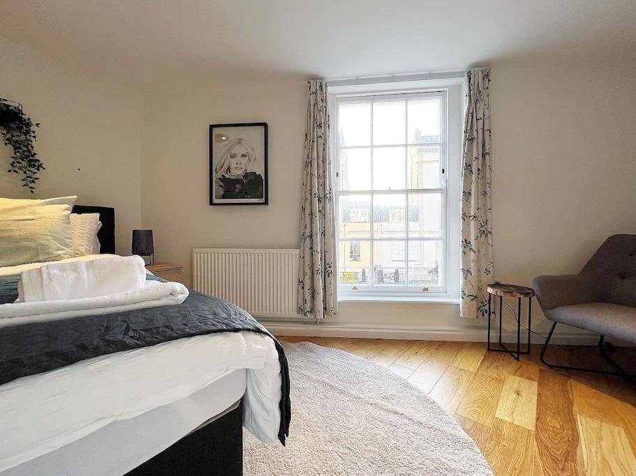 Quirky 3 Bedroom Town House In Clifton, Bristol Exterior photo